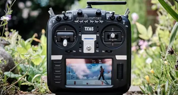 RadioMaster TX16S